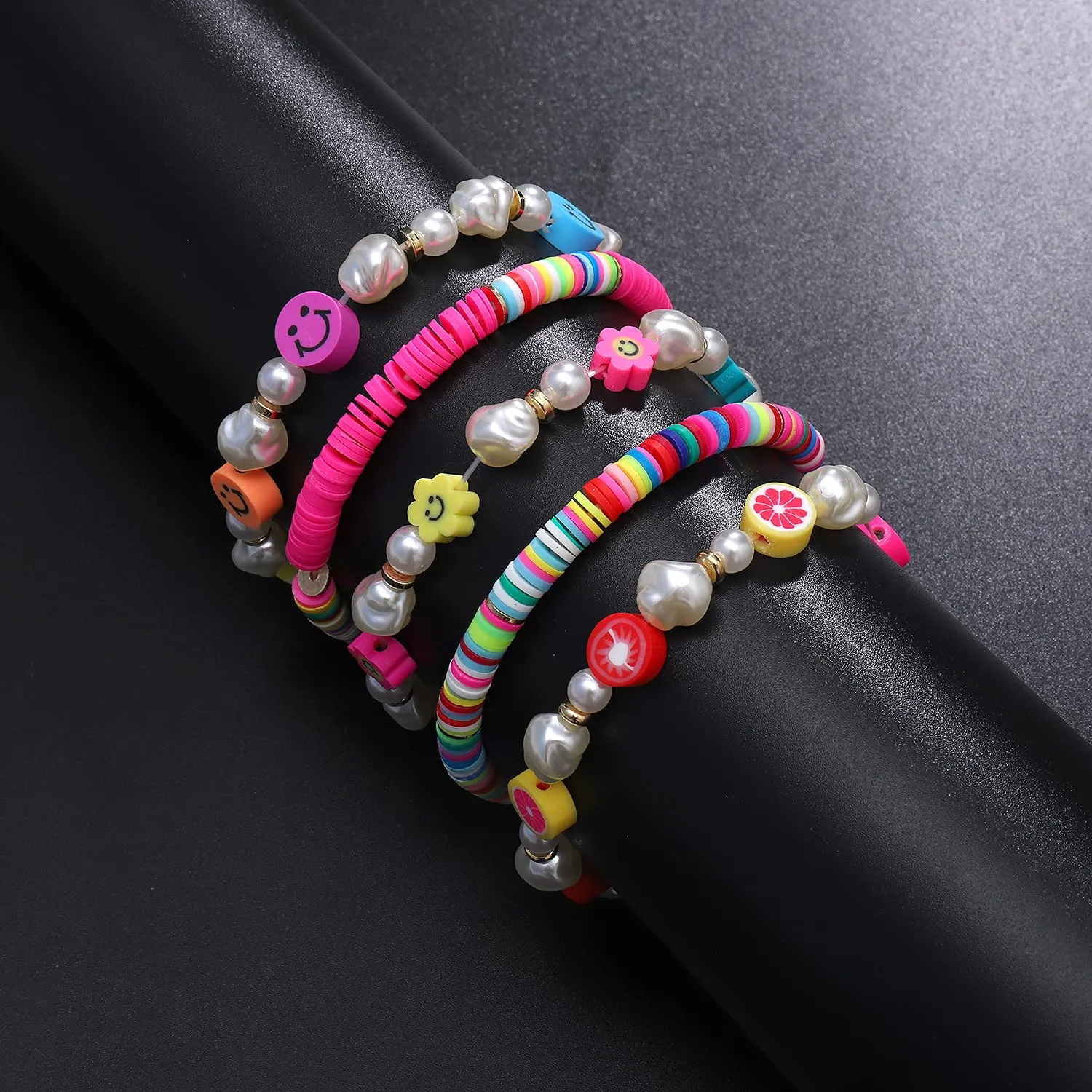 Beaded Stretch Bracelets for Women Colorful Clay Fruit Smiley Bead Bracelet Rainbow Heishi Bracelet Set Stackable Pearl Y2K Bracelets Summer Beach Accessory B 5PCS Smiley Face Bracelet