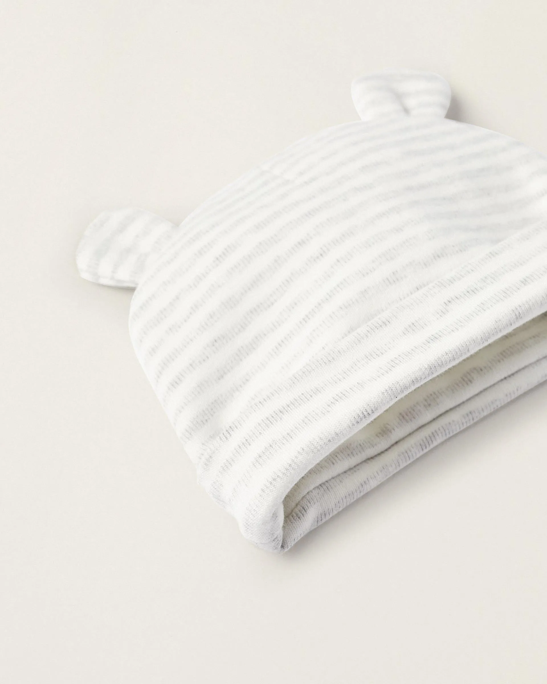 Beanie with Ears   Cotton Gloves for Newborns, White/Grey