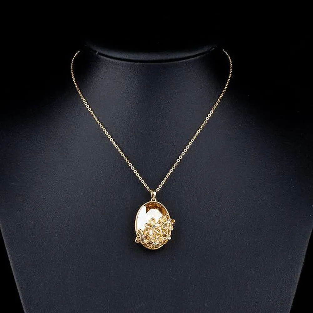 Big Oval Champagne Crystal Flower Necklace