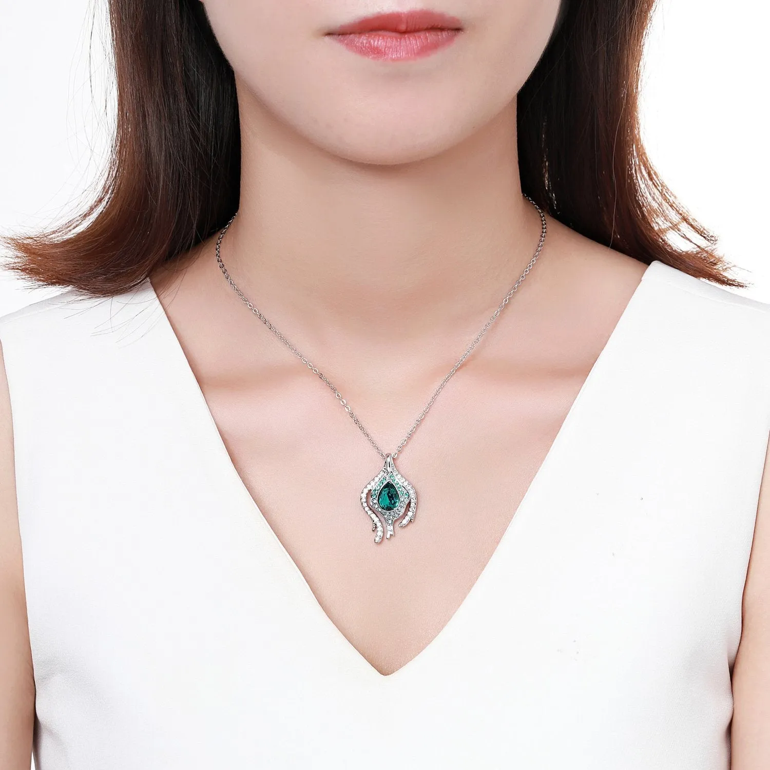 Blue Crystals Pendant Chain Necklace KPN0251