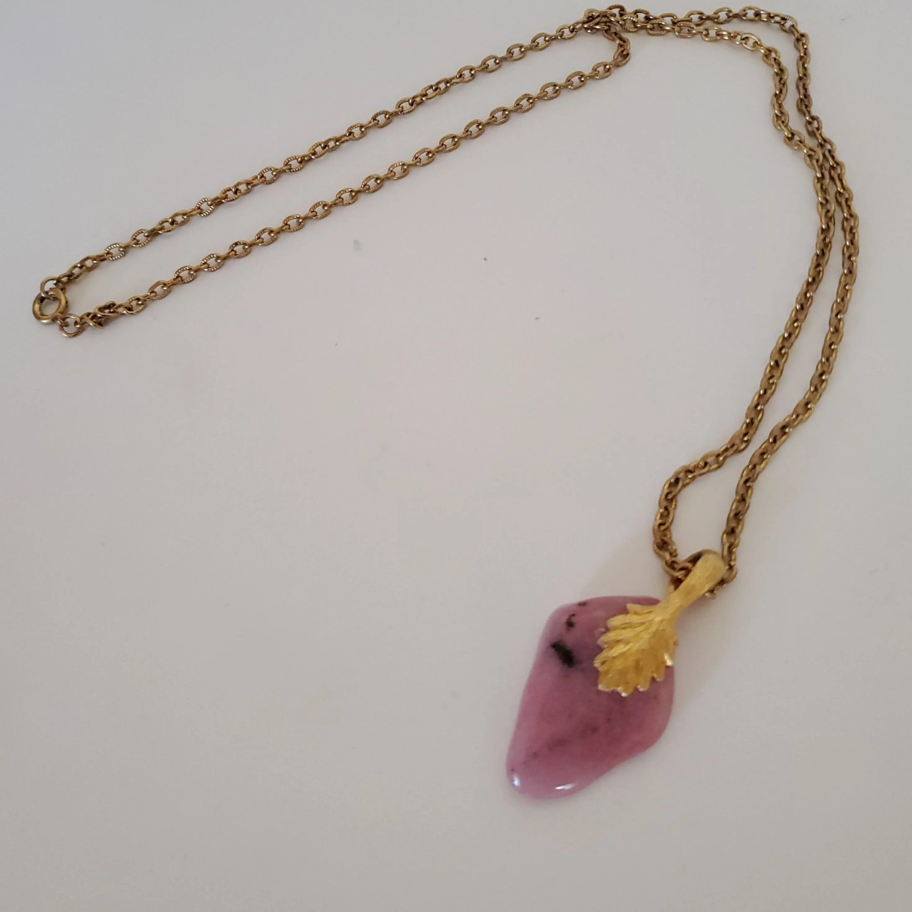 Carnelian Leaf Stone Necklace
