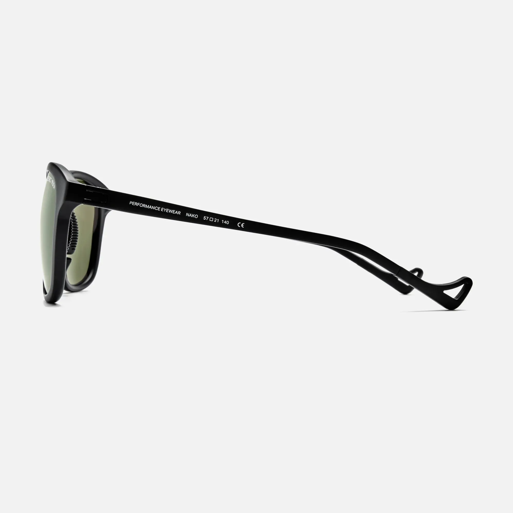 District Vision Nako Multisport Black D  G15