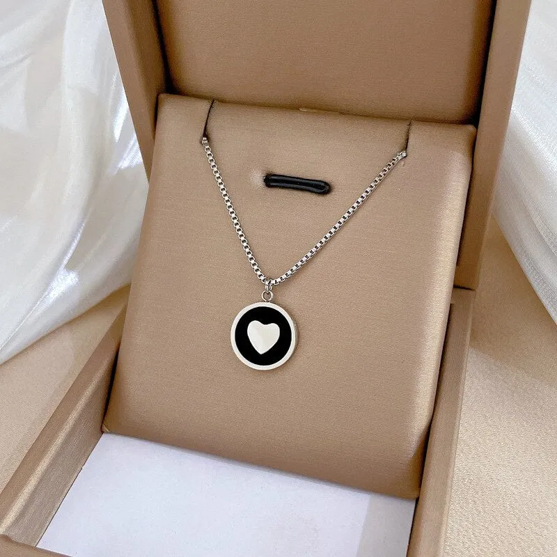 Gold Plated Minimalist Heart Circle Pendant Necklace For Women