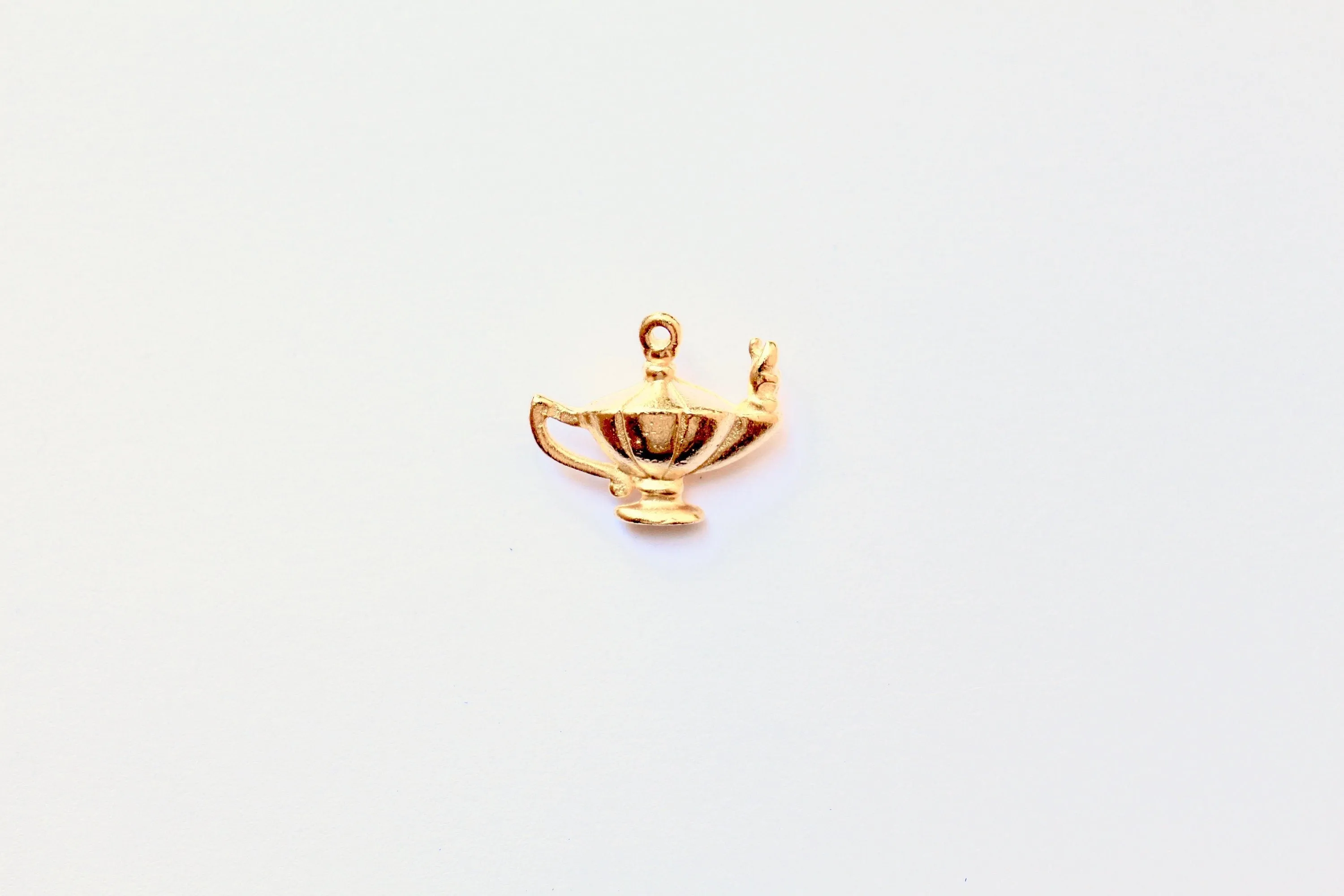 Gold Teapot Charm, Genie Lamp, Aladdin's Lamp, Magic Lamp, Disney Charm, Disney Jewelry, Gold Charm, Charm Bracelet, Jewelry Making, Genie