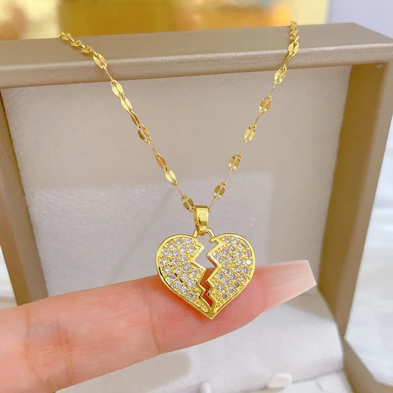 Heart-Broken Necklace for Women Retro Sweater Big Pendant