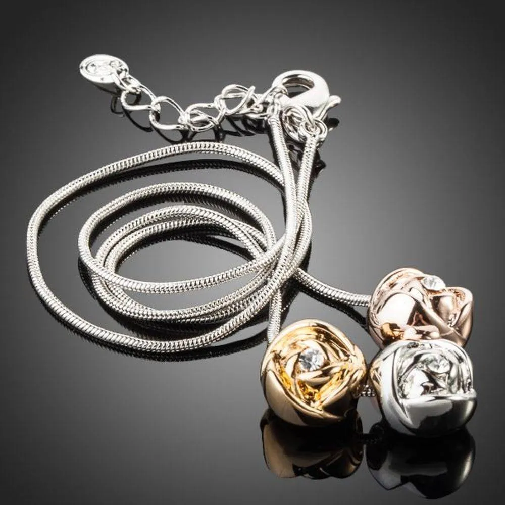 Row of Roses Medal Color Necklace