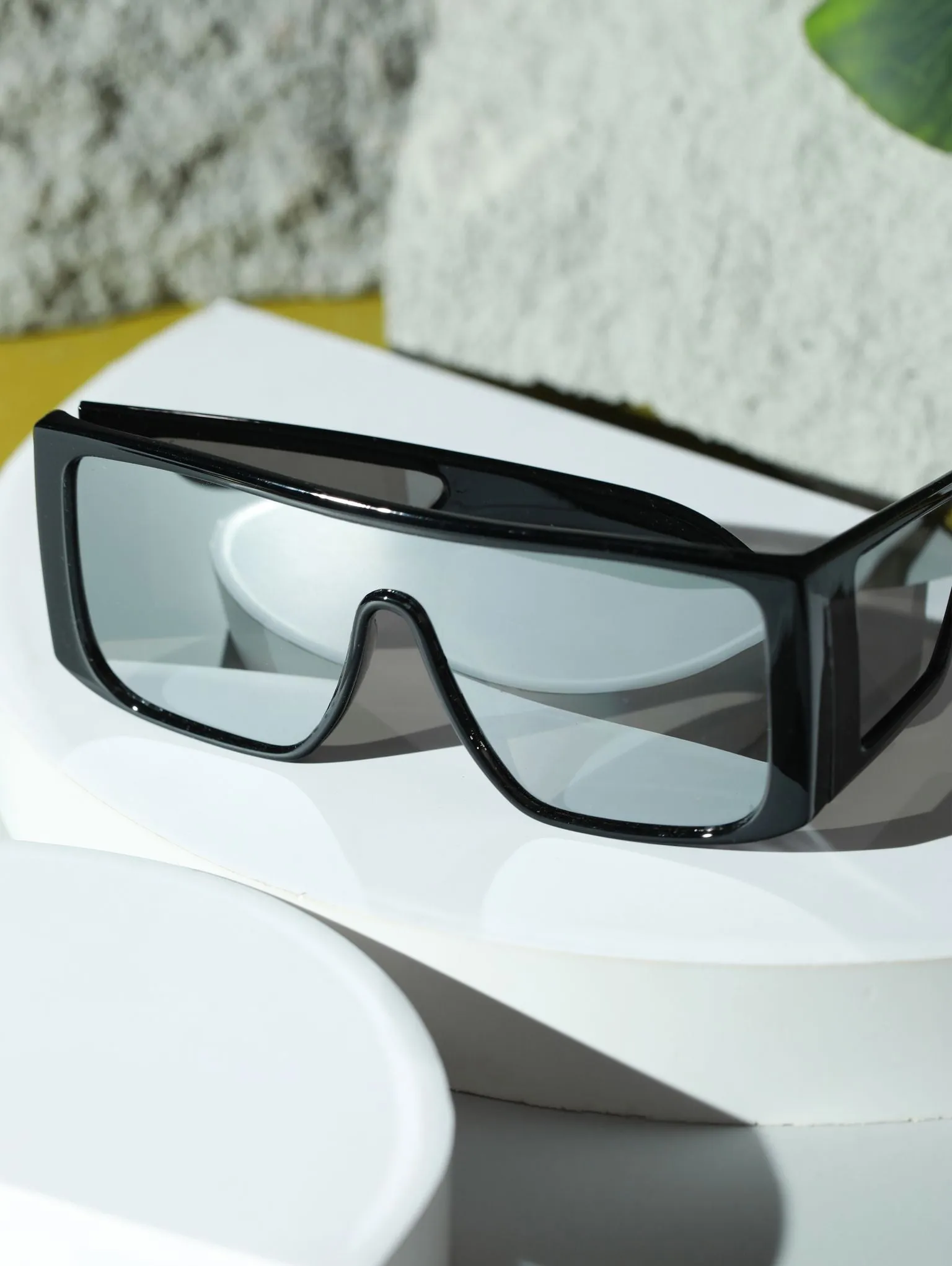 Shahid Kapoor Inspired Uv Protection Oversized Mens Sunglasses