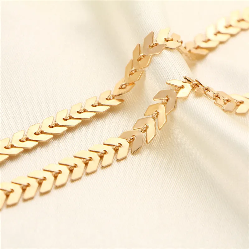Short Arrow Leaf Choker Necklaces